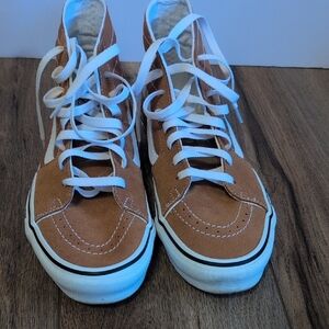 Vans Women's Sneakers in Brown and White